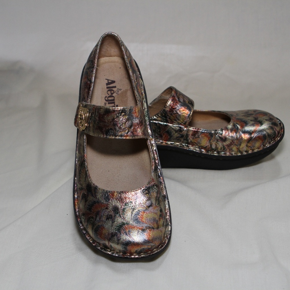Alegria Paloma Leaf Leather Mary Jane Shoe Clog